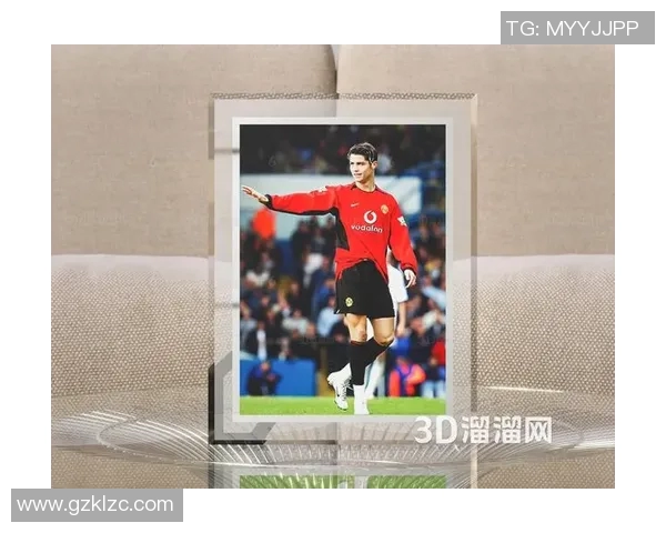 以足球球星合照为核心打造独特纪念收藏家居装饰摆件