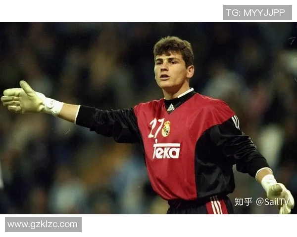 怀念经典岁月老一辈足球明星的巅峰时刻与传奇人生回顾