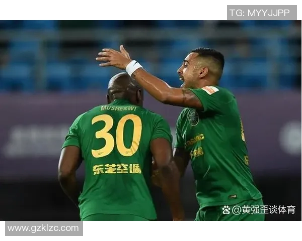 足球之夜十大球星盘点 哪些传奇球员依旧闪耀绿茵场 足球之夜十大球星盘点 哪些传奇球员依旧闪耀绿茵场