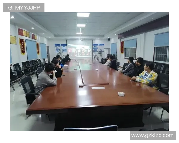 邯郸足球球星崛起记:从草根到职业联赛的奋斗之路 邯郸足球球星崛起记:从草根到职业联赛的奋斗之路